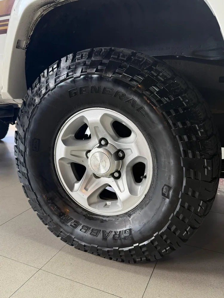 Toyota Land Cruiser 76 LX 2013 Blanco Caracas