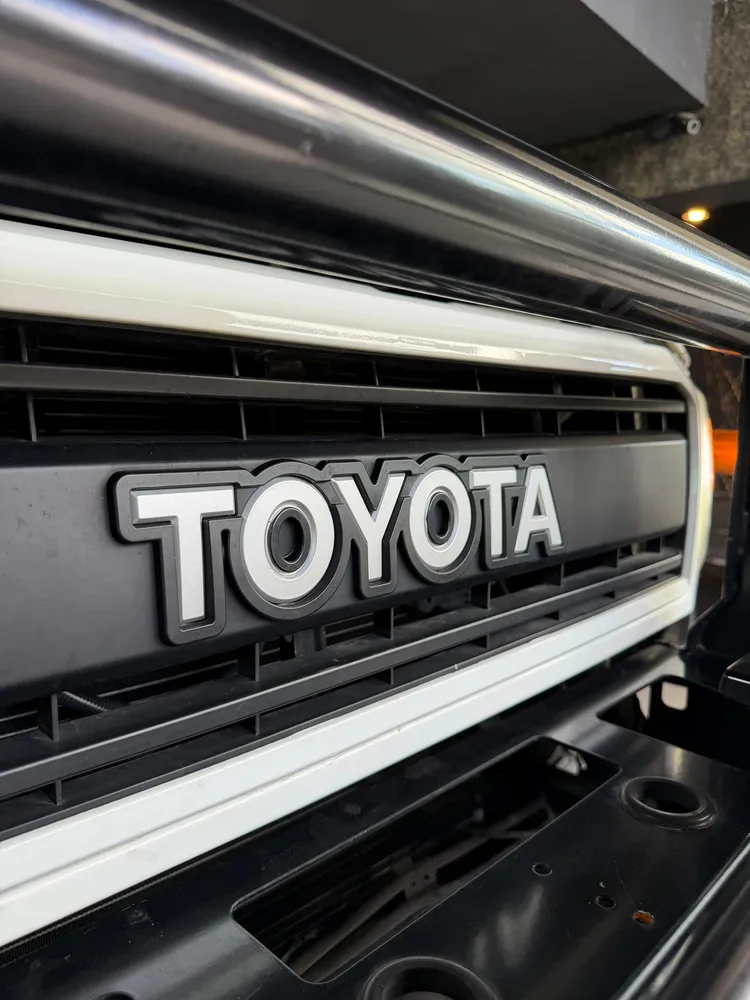 Toyota Land Cruiser 76 LX 2013 Blanco Caracas