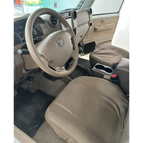 Toyota Land Cruiser 76 2022 Blanco Caracas