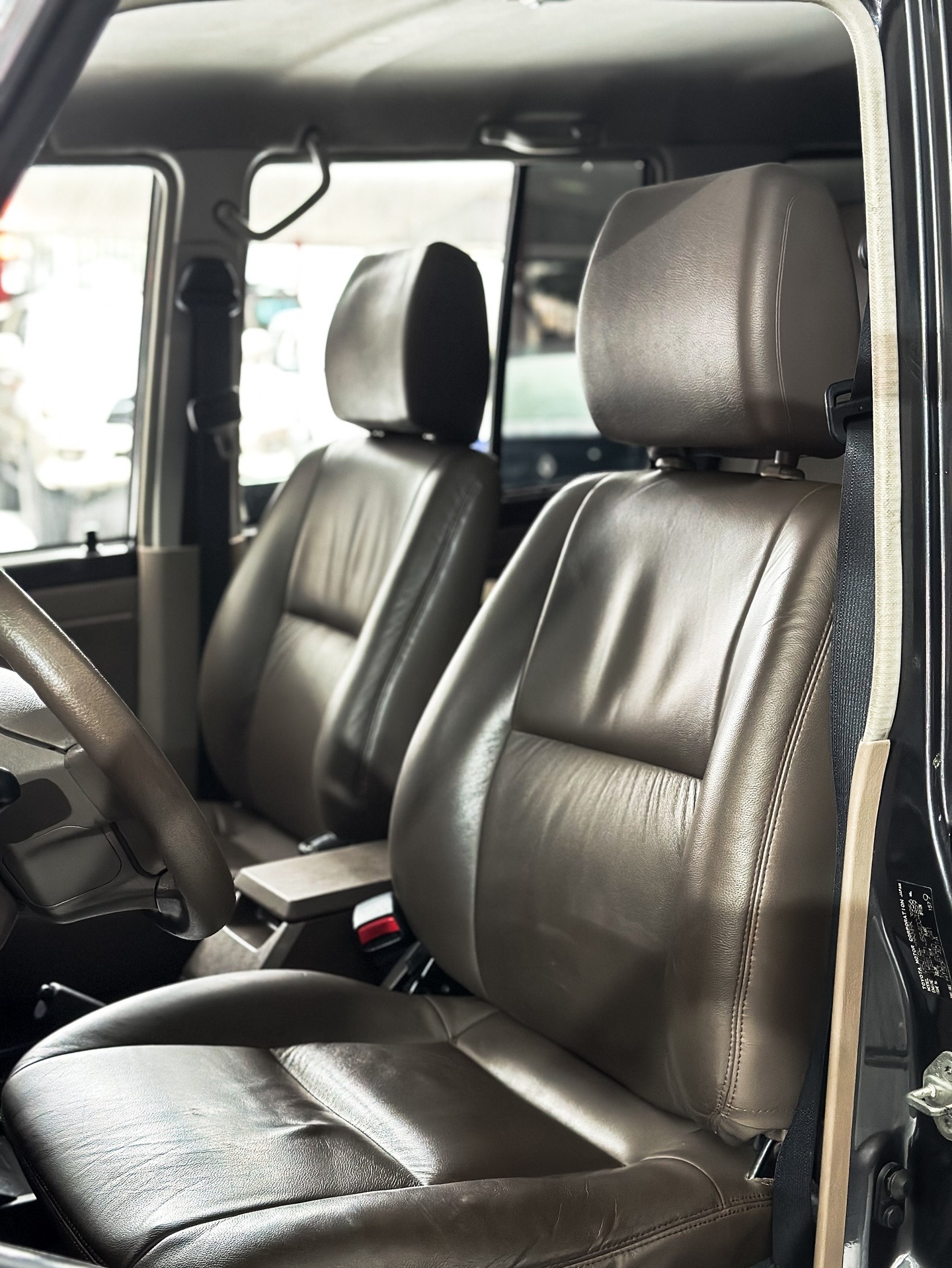 Toyota Land Cruiser 76 LX 2016 Gris Caracas