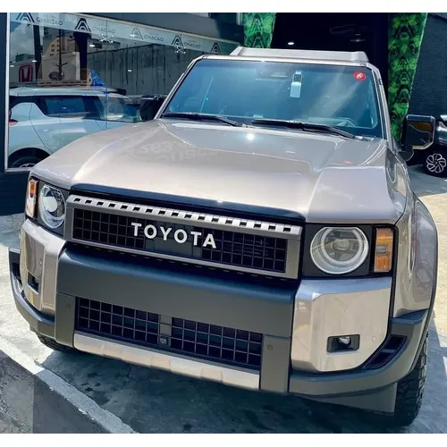 Toyota Land Cruiser 2024 Beige Caracas