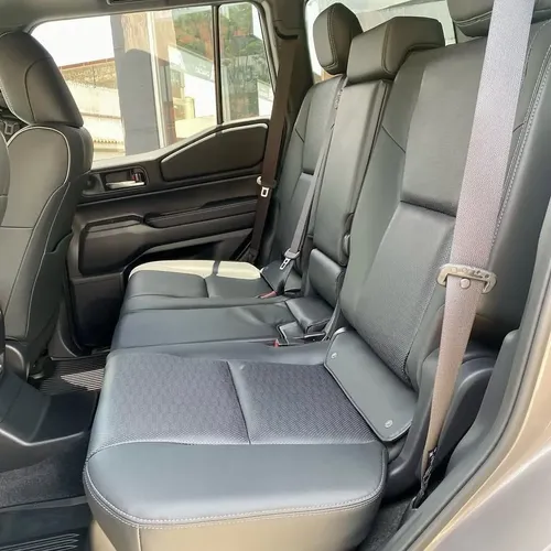 Toyota Land Cruiser 2024 Beige Caracas