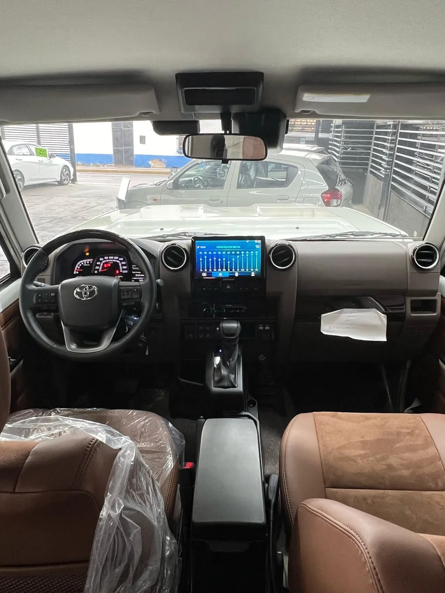 Toyota Land Cruiser GRJ 71 2024 Blanco Barquisimeto