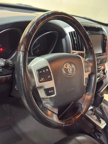 Toyota Land Cruiser 200 GX.R 2015 Negro Caracas