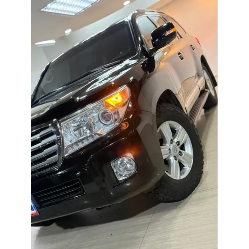 Toyota Land Cruiser 200 GX.R 2015 Negro Caracas