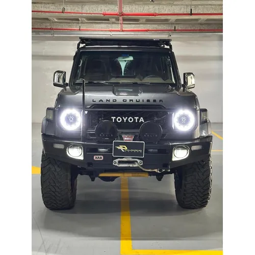 Toyota Land Cruiser 2019 Gris Caracas
