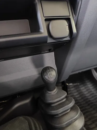 Toyota Land Cruiser 79 Hembrita LX 2026 Beige Caracas