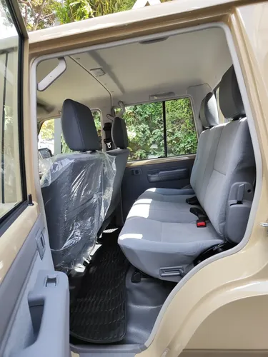 Toyota Land Cruiser 79 Hembrita LX 2026 Beige Caracas