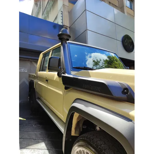 Toyota Land Cruiser 79 Hembrita LX 2026 Beige Caracas