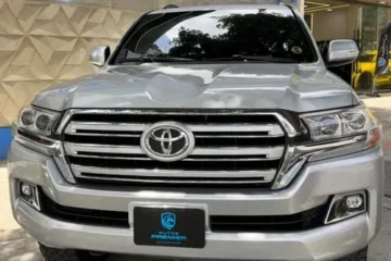 Toyota Land Cruiser Lc 200 Vx 4x4