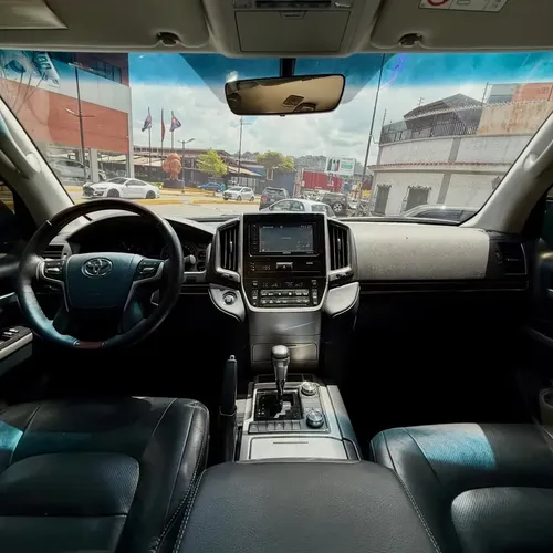 Toyota Land Cruiser 200 VX 2020 Azul Caracas