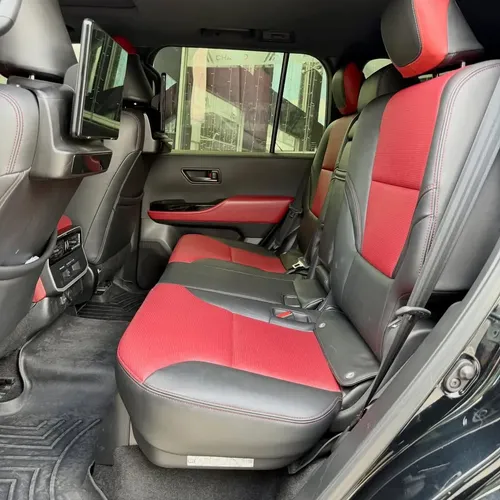 Toyota Land Cruiser 300 GR 2024 Negro Caracas