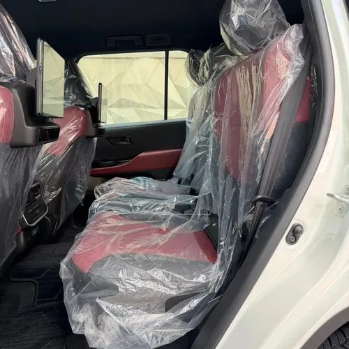 Toyota Land Cruiser 300 GR 2025 Blanco Caracas