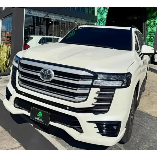 Toyota Land Cruiser 300 VX 2025 Blanco Caracas