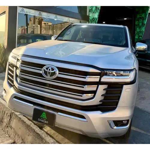 Toyota Land Cruiser 300 VX 2025 Plateado Caracas
