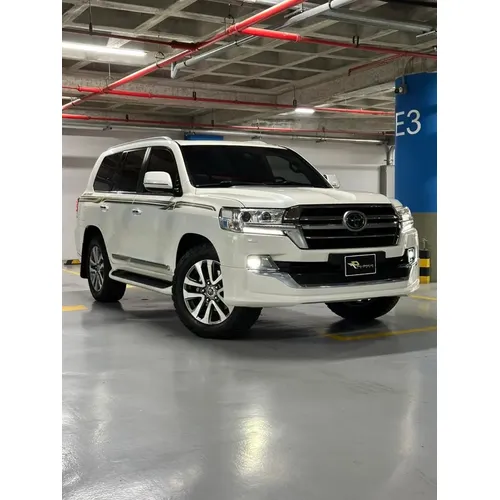 Toyota Land Cruiser 200 2020 Blanco Caracas