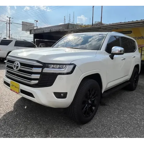 Toyota Land Cruiser 300 2024 Blanco Valencia