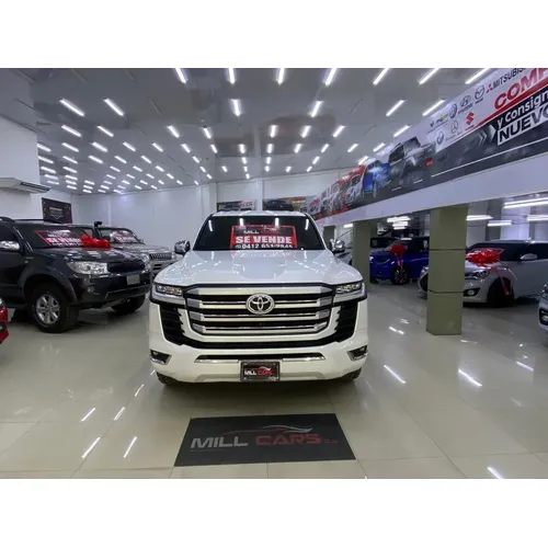 Toyota Land Cruiser 300 2022 Blanco Caracas