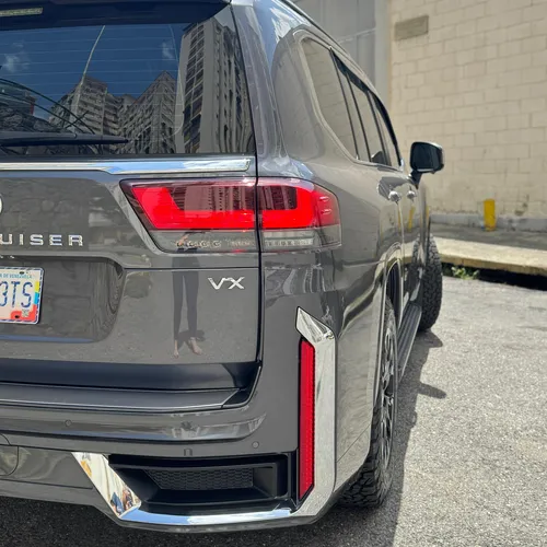 Toyota Land Cruiser 300 2024 Gris Caracas