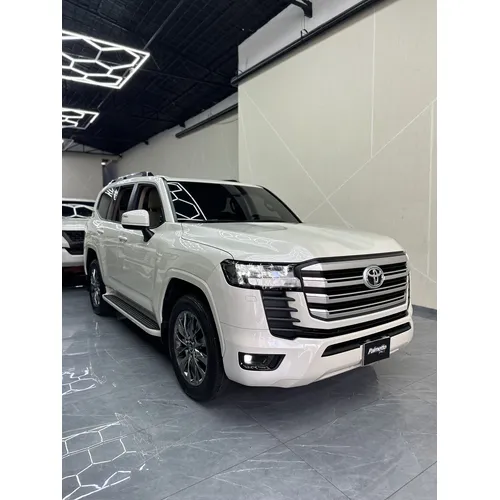 Toyota Land Cruiser 300 GX.R 2022 Blanco Caracas
