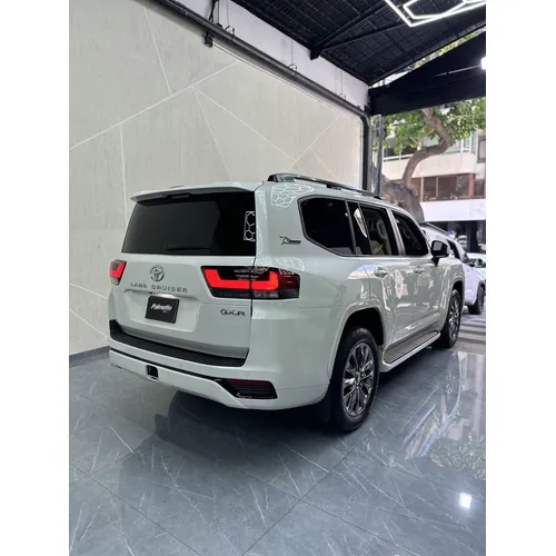 Toyota Land Cruiser 300 GX.R 2022 Blanco Caracas