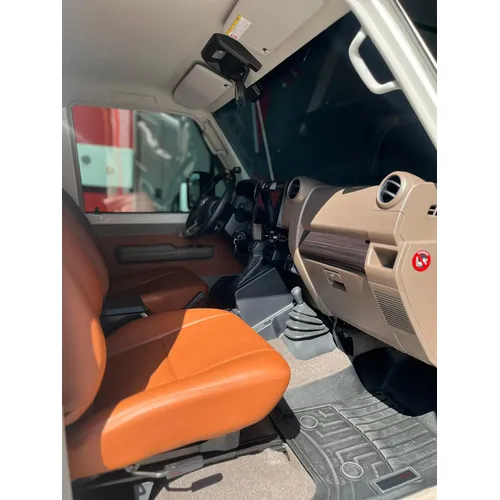 Toyota Land Cruiser 71 LX 2024 Blanco Caracas