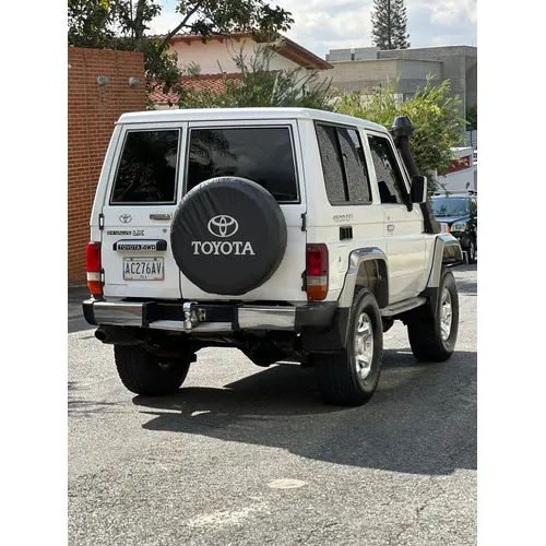 Toyota Land Cruiser Machito 2005 Blanco Caracas