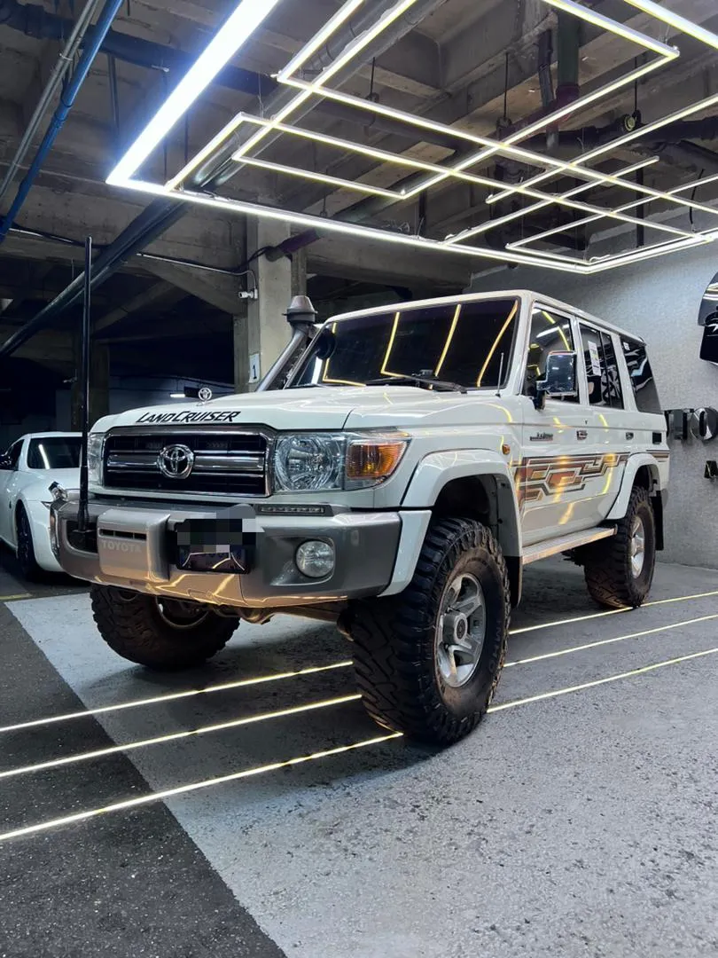 Toyota Land Cruiser LX 2018 Blanco Caracas