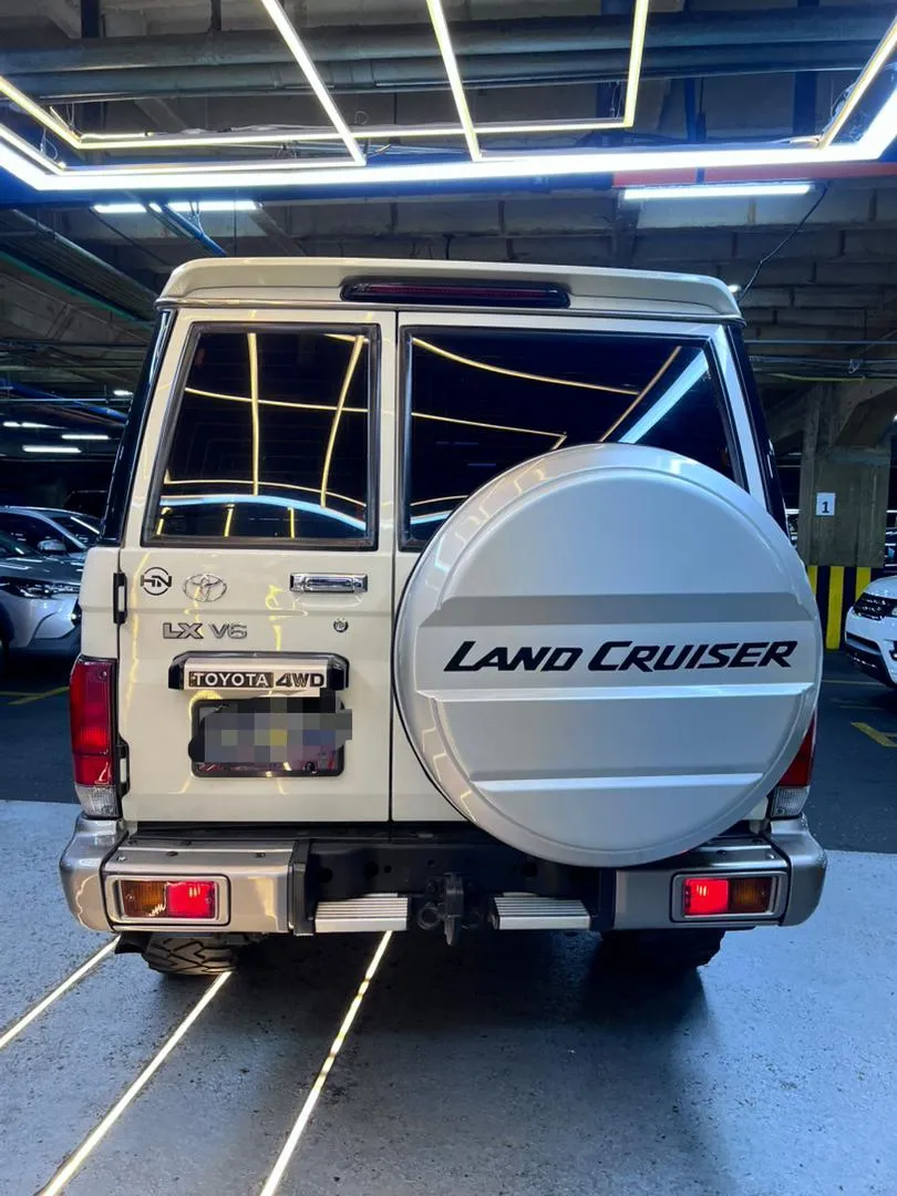 Toyota Land Cruiser LX 2018 Blanco Caracas