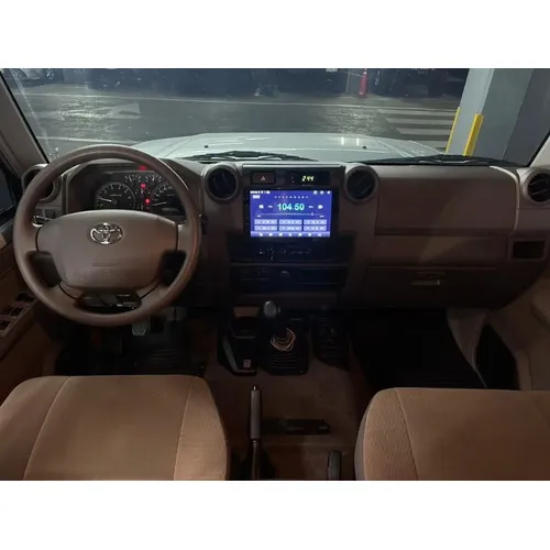 Toyota Land Cruiser Machito 2023 Plateado Caracas