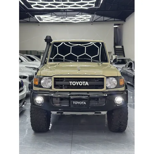 Toyota Land Cruiser Machito LX 2023 Beige Caracas
