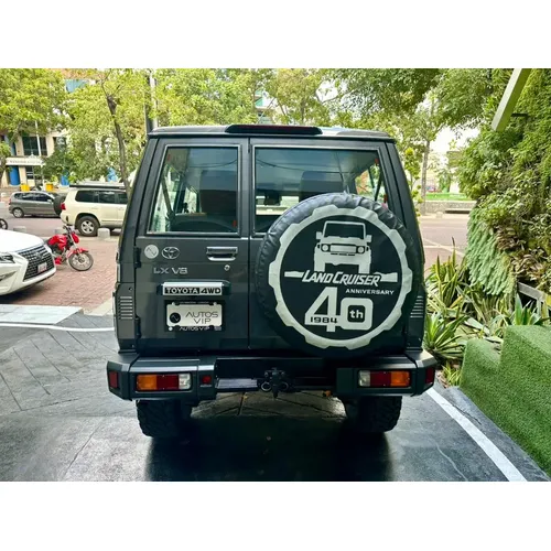 Toyota Land Cruiser 71 LX 2025 Gris Caracas