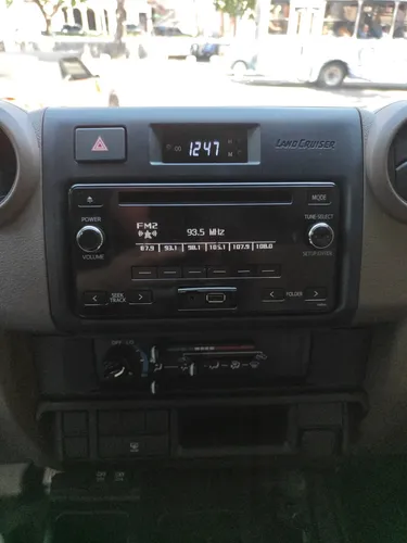 Toyota Land Cruiser 76 Machito LX 2024 Gris Caracas