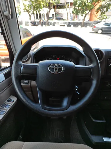 Toyota Land Cruiser 76 Machito LX 2024 Gris Caracas
