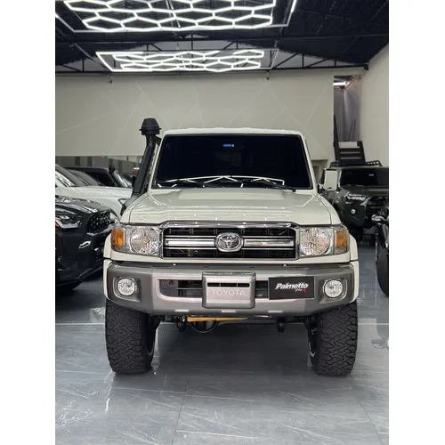 Toyota Land Cruiser Machito LX 2023 Blanco Caracas