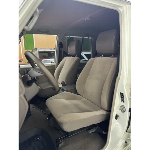 Toyota Land Cruiser Machito LX 2023 Blanco Caracas