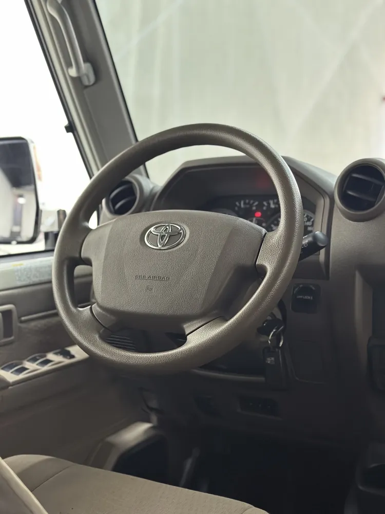 Toyota Land Cruiser Machito LX 2023 Blanco Caracas