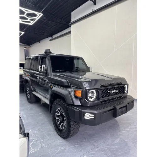 Toyota Land Cruiser Machito LX 2025 Gris Caracas