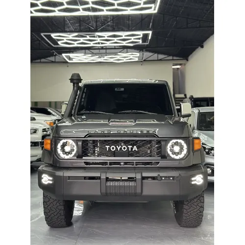 Toyota Land Cruiser Machito LX 2025 Gris Caracas