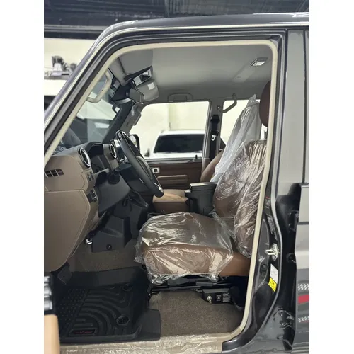 Toyota Land Cruiser Machito LX 2025 Gris Caracas