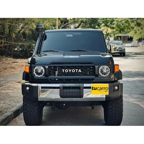 Toyota Land Cruiser 2025 Negro Valencia