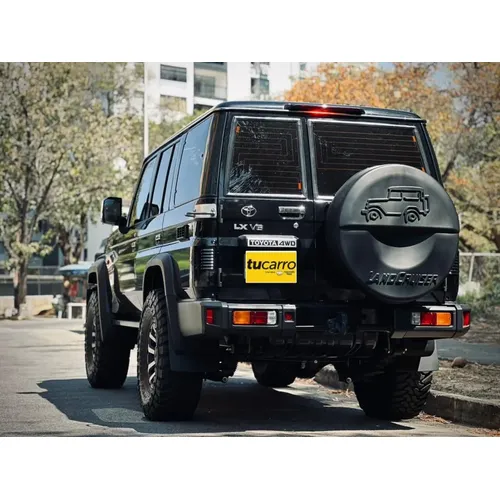 Toyota Land Cruiser 2025 Negro Valencia