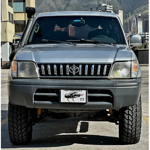 Toyota Land Cruiser Prado Merú 2008 Plateado Caracas