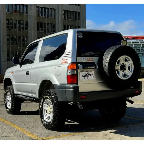 Toyota Land Cruiser Prado Merú 2008 Plateado Caracas