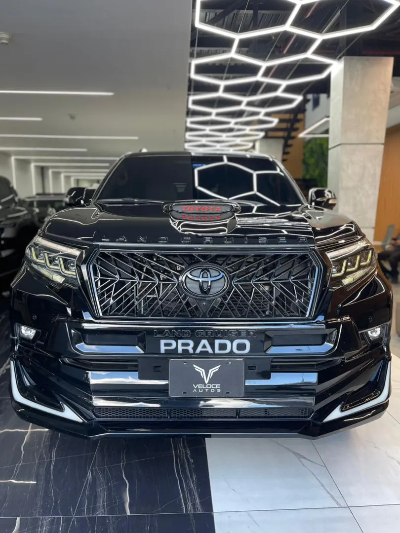 Toyota Land Cruiser Prado 2023 Negro Caracas