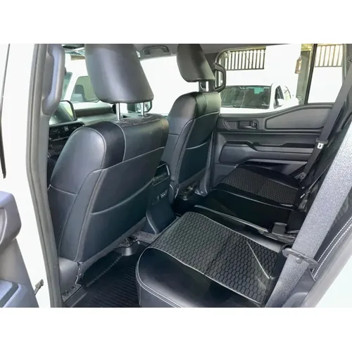 Toyota Land Cruiser Prado 2025 Blanco Caracas