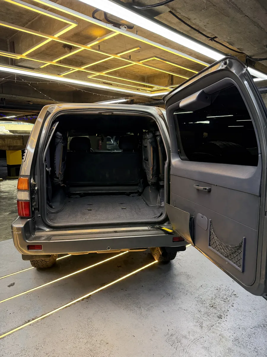 Toyota Land Cruiser Prado TRD PRO 2000 Gris Caracas