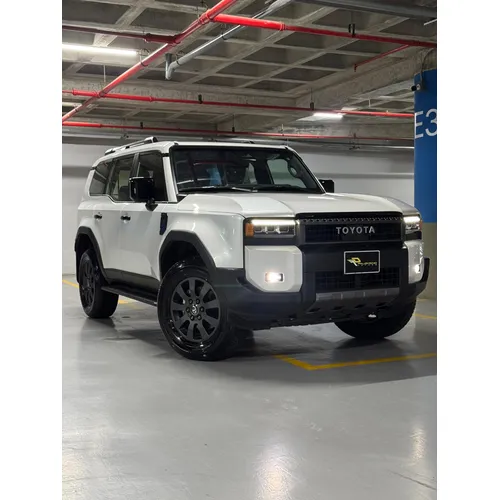 Toyota Land Cruiser Prado 2025 Blanco Caracas