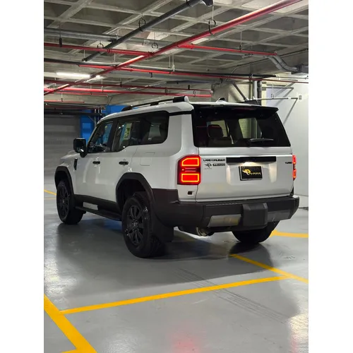 Toyota Land Cruiser Prado 2025 Blanco Caracas
