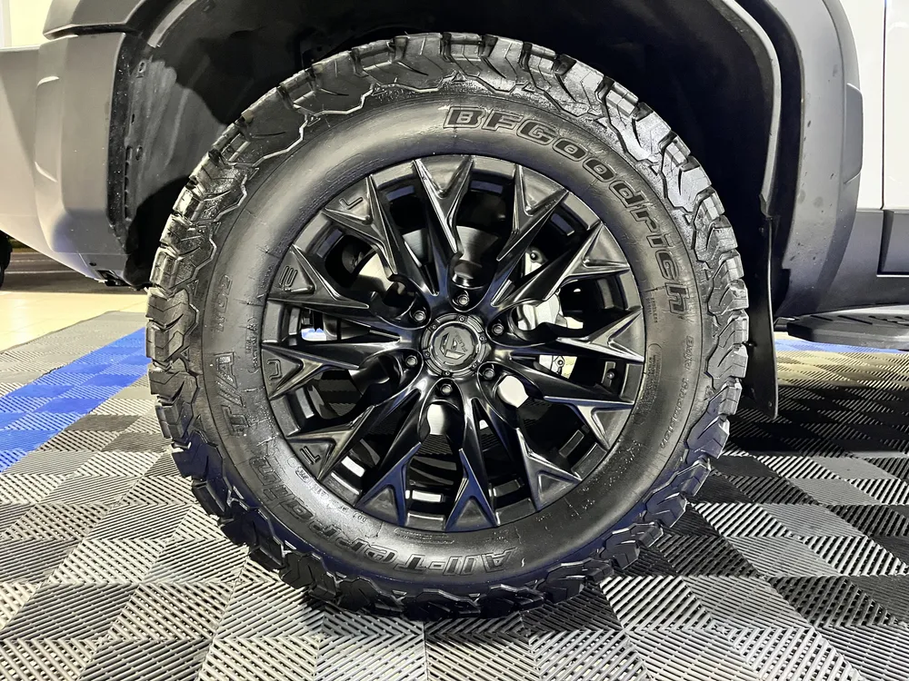 Toyota Land Cruiser Prado 2024 Blanco Caracas